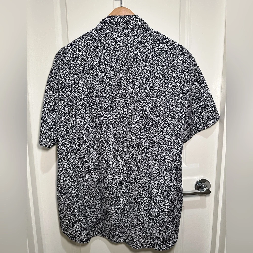 JCREW - Men’s Blue/White Floral Short Sleeve Button Down, Size 2XL